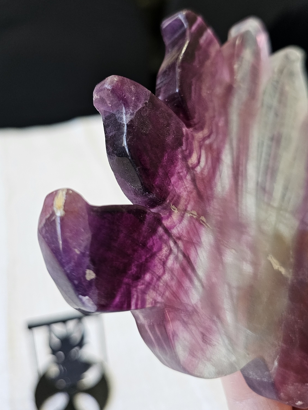 Natural Fluorite Nine-Tailed Fox - Picture 8 of 11
